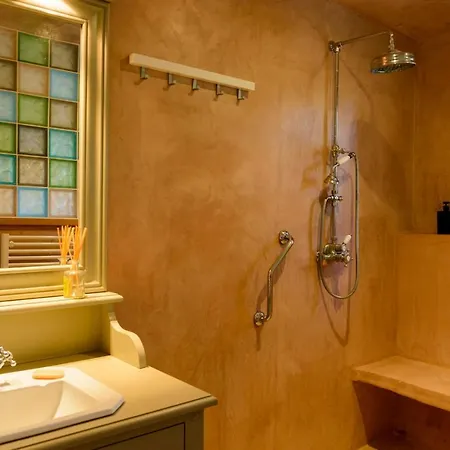 Family In The Heart Of The Luberon With Swimming Pool And Panoramic Vi Holiday home