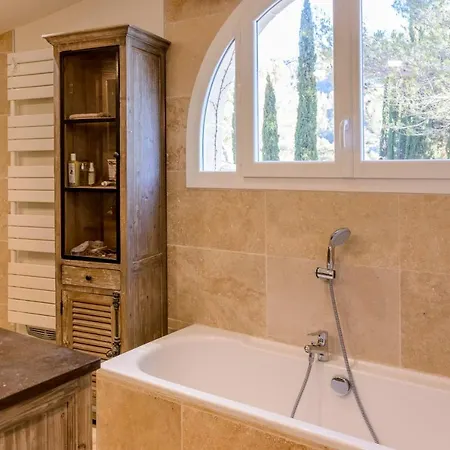 Family In The Heart Of The Luberon With Swimming Pool And Panoramic Vi Holiday home